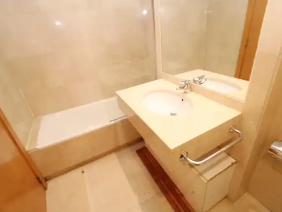 Apartament amb ascensor de lloguer a calle tomás lopez 9, imagen 15