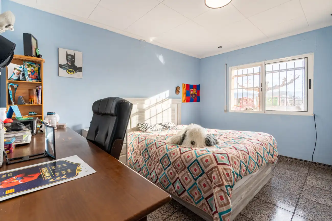 Schlafzimmer von Country house zum Verkauf in Tortosa mit Privatgarten, Schwimmbad und Internet