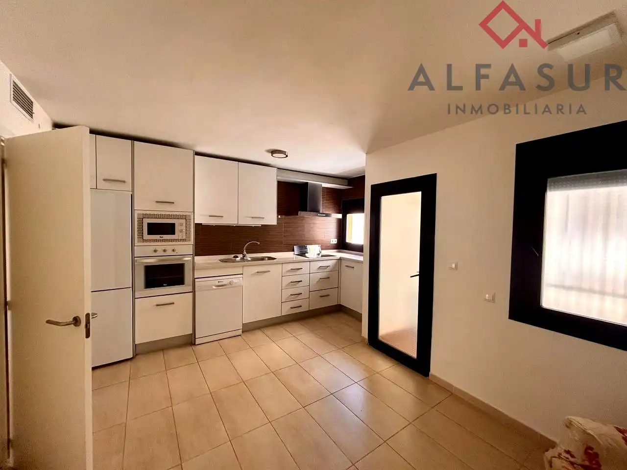 Cocina de Piso de alquiler en Málaga con Aire acondicionado y Parquet