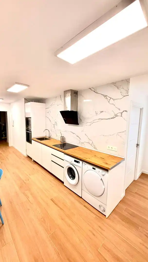 Cuina de Estudi de lloguer en Málaga amb Aire condicionat, Calefacció i Parquet