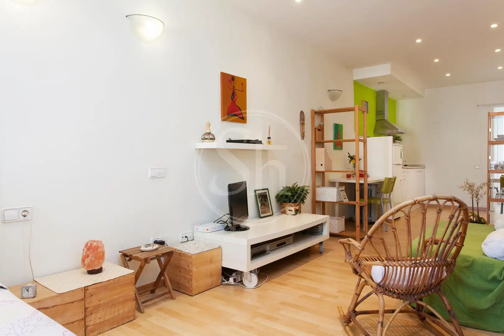Wohnzimmer von Loft zum Verkauf in Barcelona mit Parkett und Balkon