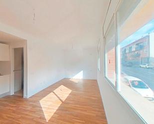 Bedroom of Study for sale in Rubí  with Air Conditioner, Heating and Oven