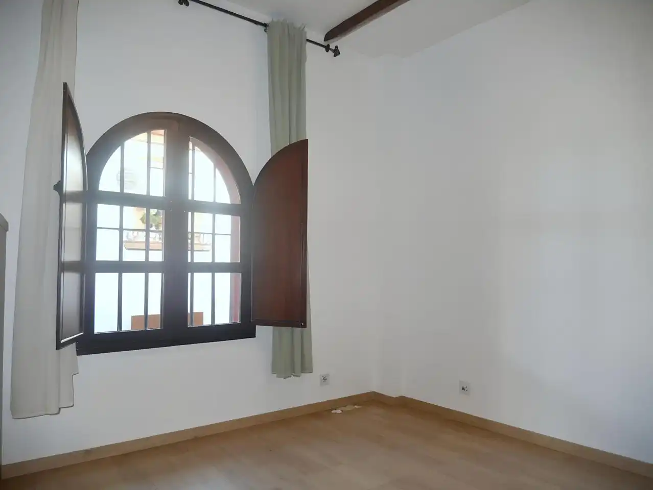 Casa adosada en venta en Sevilla con Aire acondicionado, Calefacción y Parquet