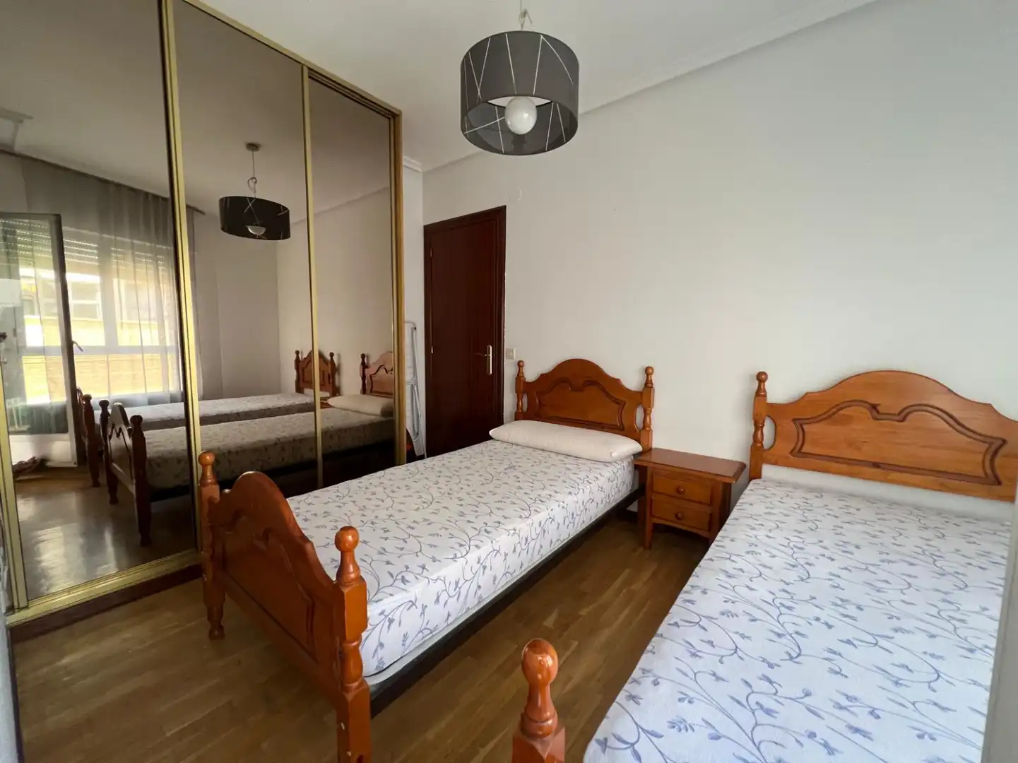 Schlafzimmer von Wohnung zum Verkauf in  Logroño mit Heizung, Parkett und Terrasse