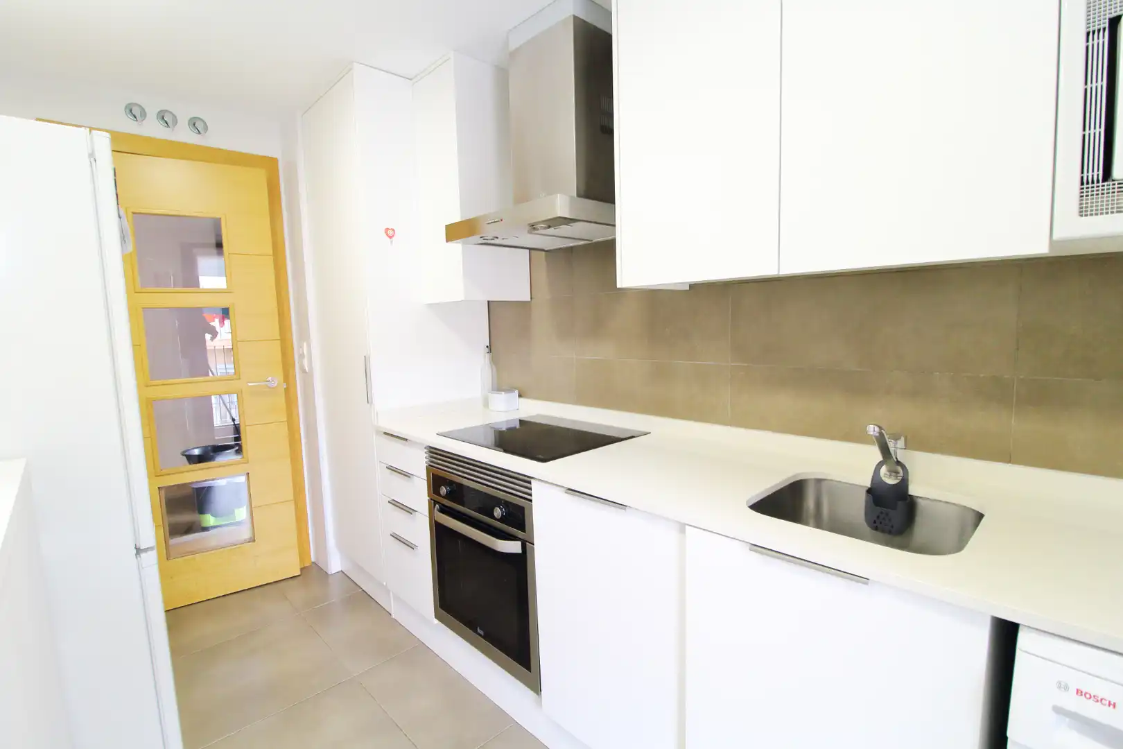 Kitchen of Flat for sale in Valencia  with Air Conditioner, Parquet flooring and Balcony