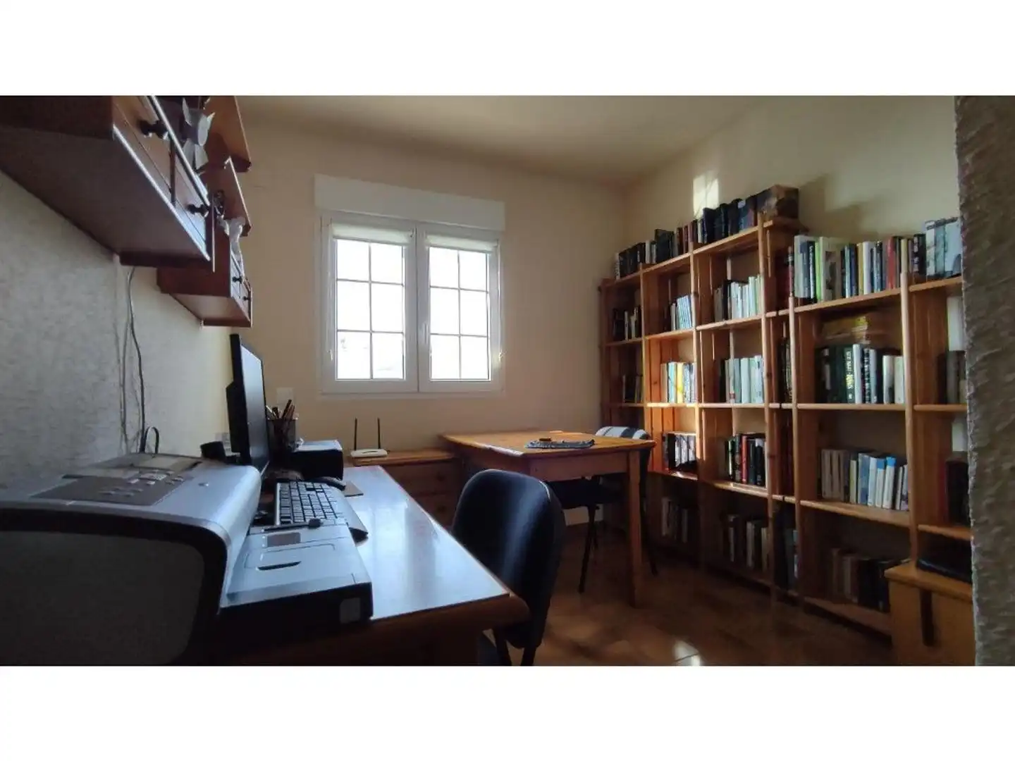 Habitación de Casa adosada en venta en El Puig de Santa Maria con Aire acondicionado, Calefacción y Jardín privado