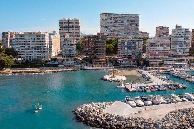 Piso en Venta en Avenida Condomina en Cabo de las Huertas