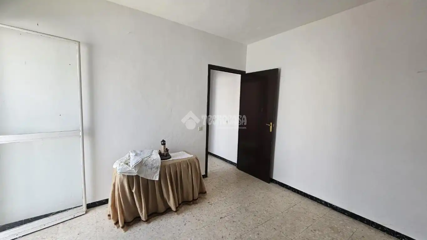 Casa aparellada amb terrassa en venda a Villanueva del Ariscal, imagen 22
