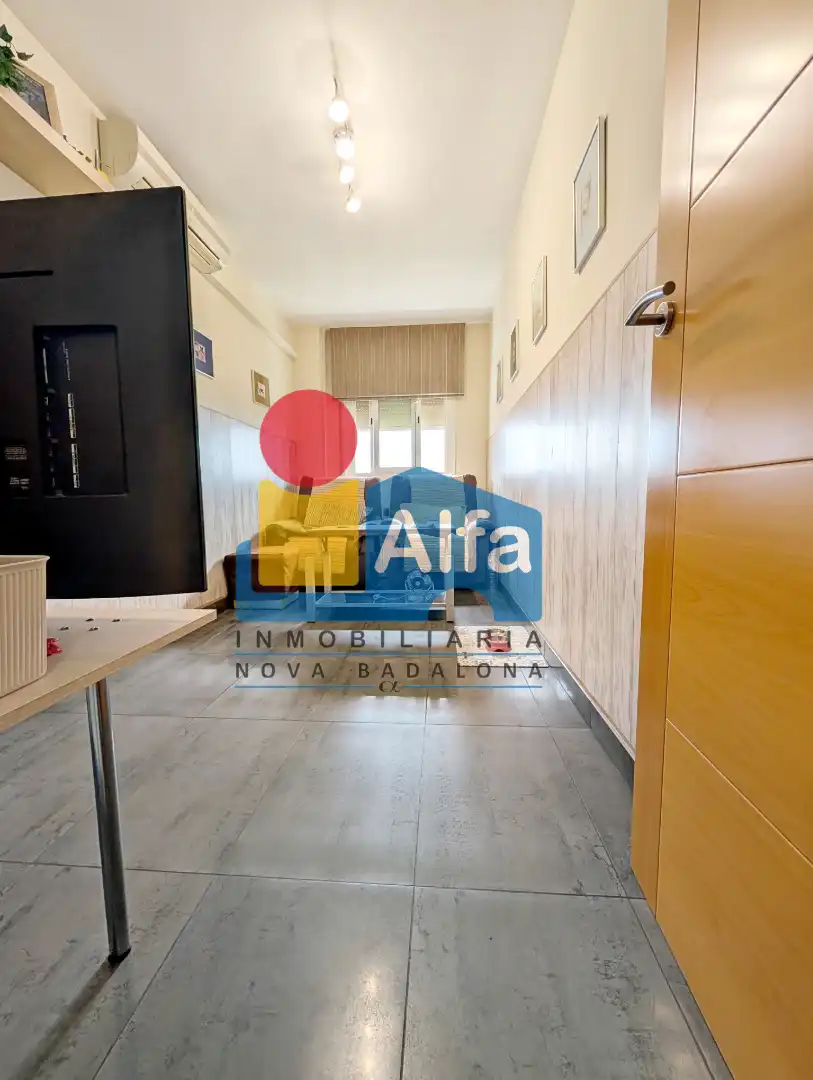 Habitación de Piso en venta en Badalona con Aire acondicionado, Calefacción y Jardín privado