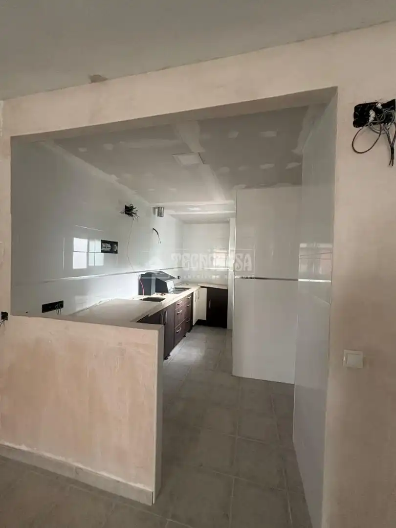Cuina de Pis en venda en Alcalá de Guadaira amb Terrassa