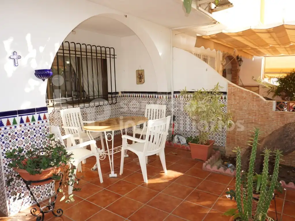 Terrassa de Casa o xalet en venda en Vélez-Málaga amb Aire condicionat i Moblat
