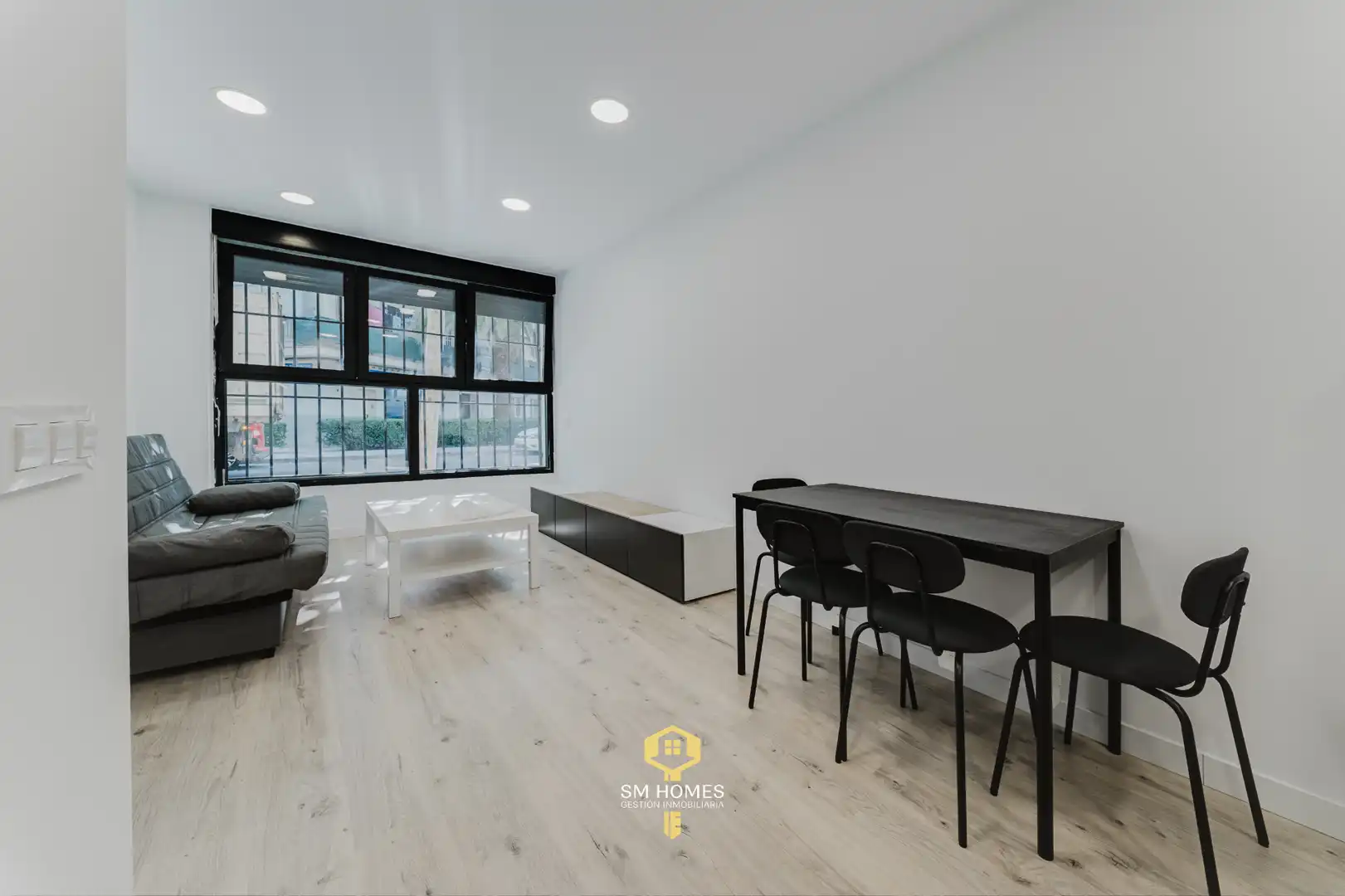 Sala de estar de Piso de alquiler en Coslada con Calefacción, Amueblado y Horno