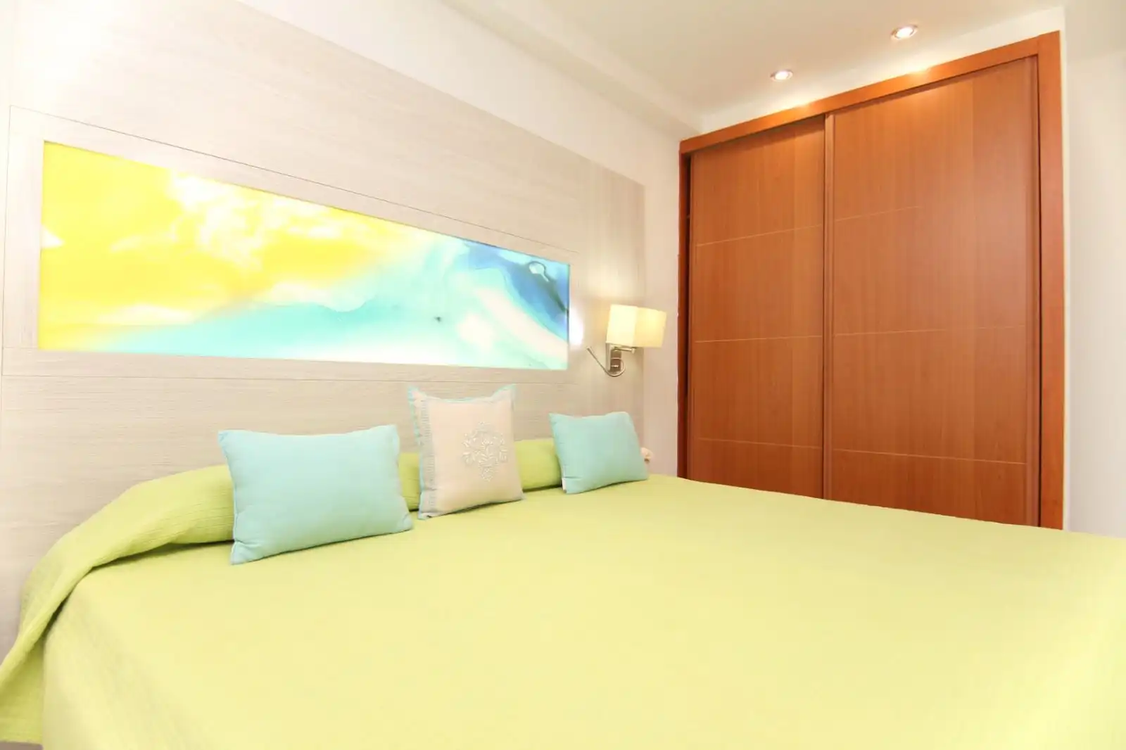 Habitación de Piso de alquiler en Mogán con Terraza, Amueblado y Microondas