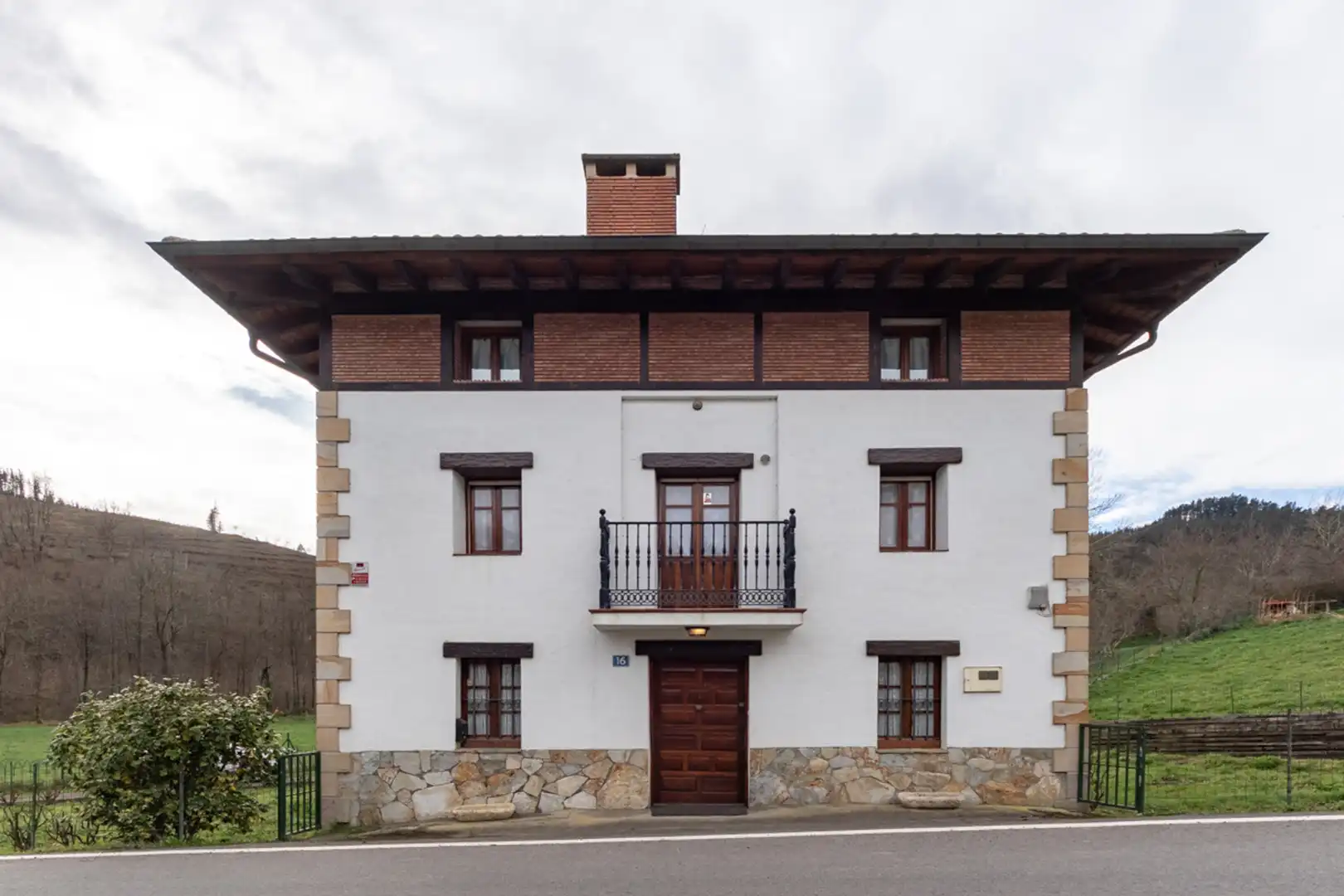 Houses for sale in Ermitabarri Auzoa, Zeberio