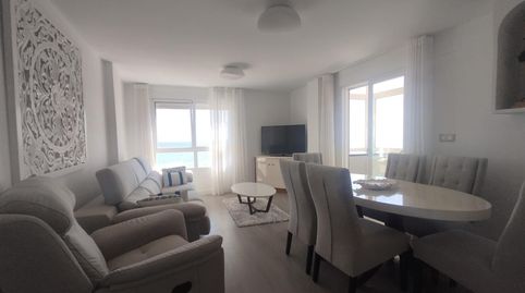 Foto 3 de Apartament en venda a Calle Calle Miguel de Unamuno, Guardamar Playa, Guardamar del Segura