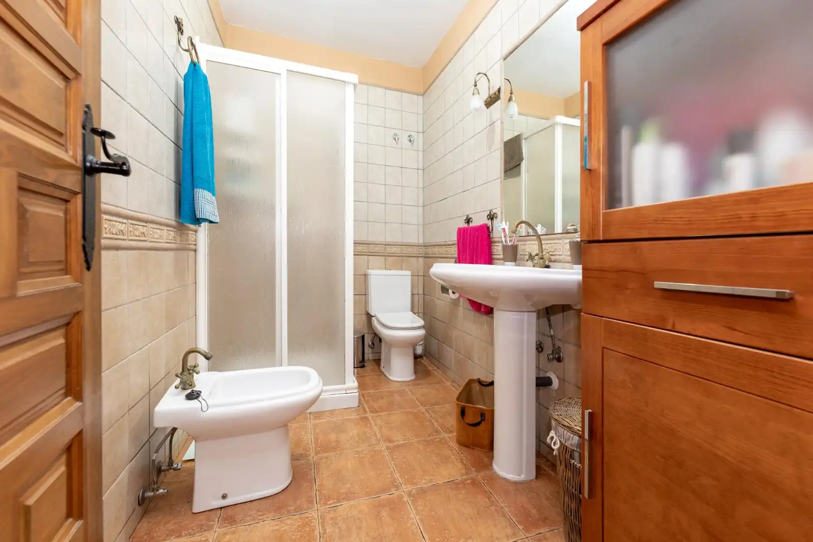 Bathroom of Flat for sale in Zagra  with Air Conditioner, Heating and Balcony