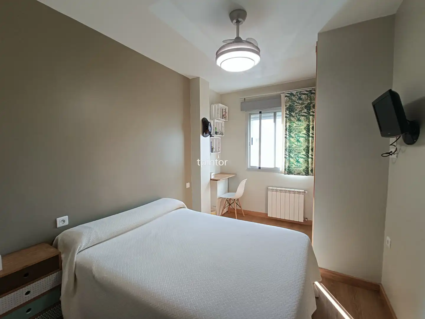 Bedroom of Flat for sale in Cáceres  with Air Conditioner, Heating and Private garden