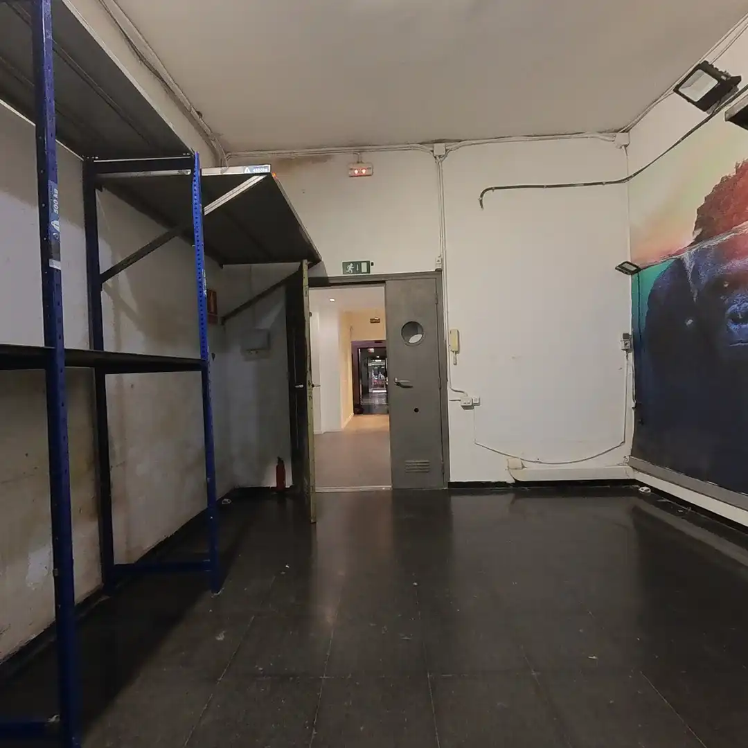 Local en venta en Barcelona con Aire acondicionado