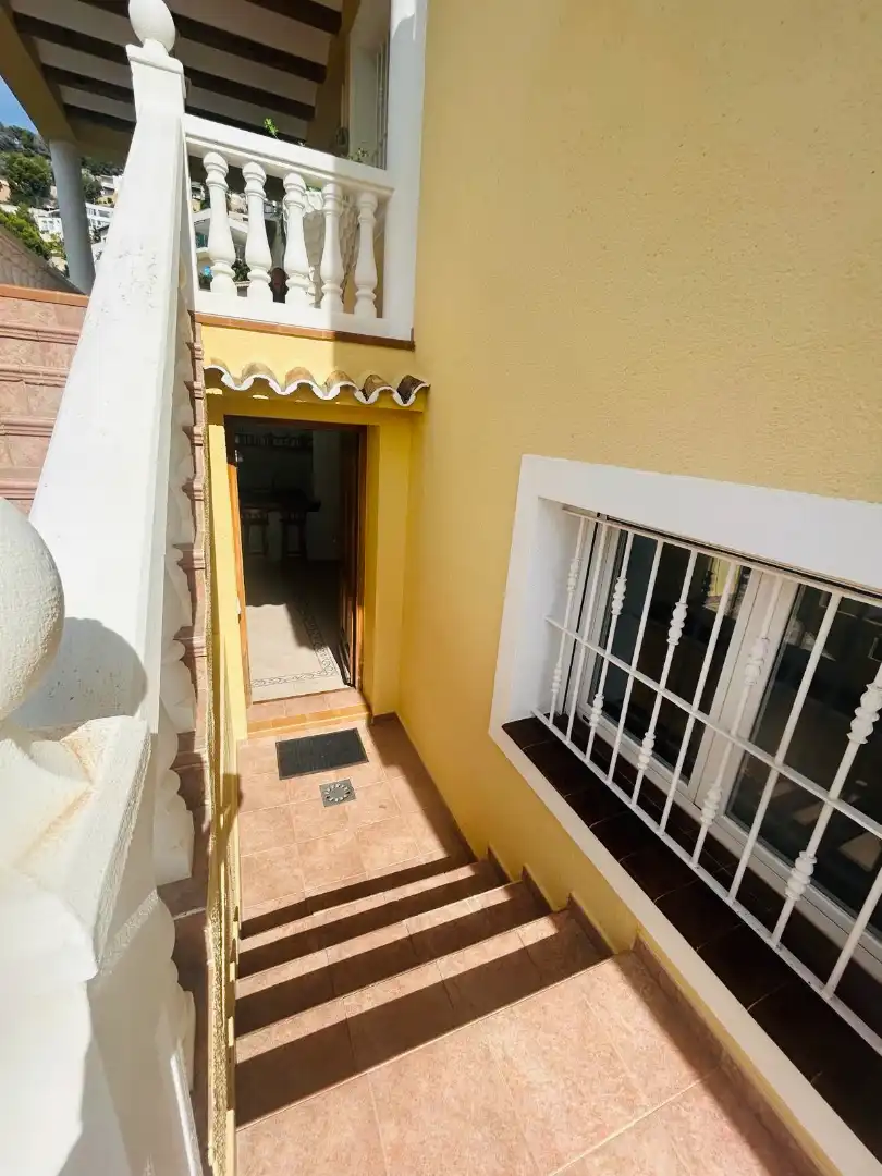 Houses for sale in Jávea / Xàbia  with Air Conditioner, Heating and Private garden