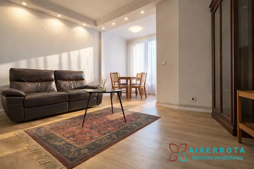 Living room of Flat for sale in Getxo   with Heating and Storage room