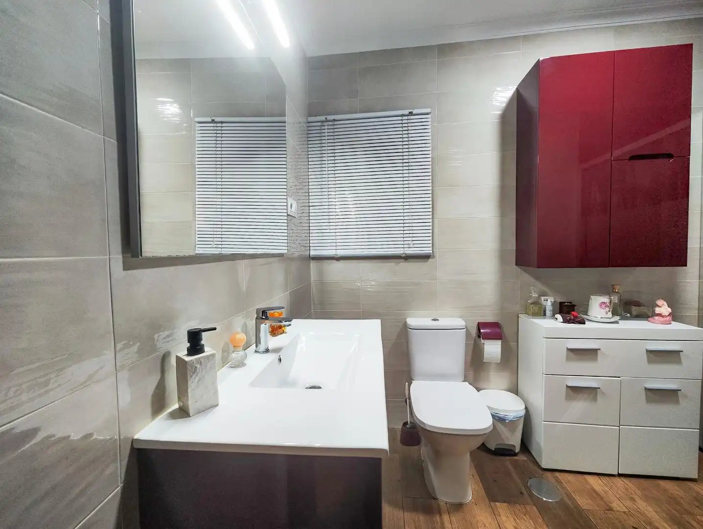 Bany de Pis en venda en Puertollano amb Aire condicionat, Parquet i Moblat