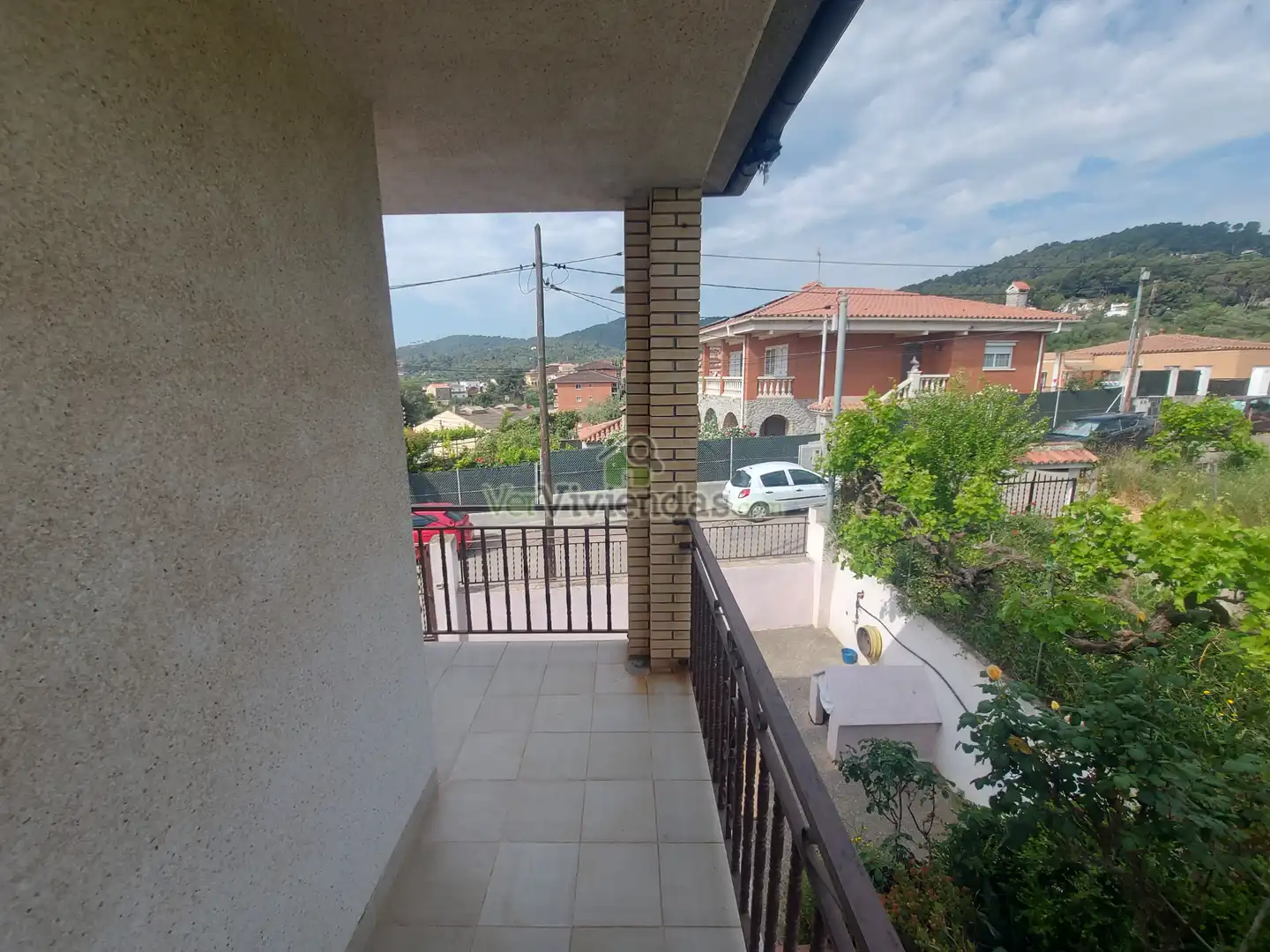 Exterior view of Houses for sale in Sant Vicenç Dels Horts  with Air Conditioner, Heating and Private garden