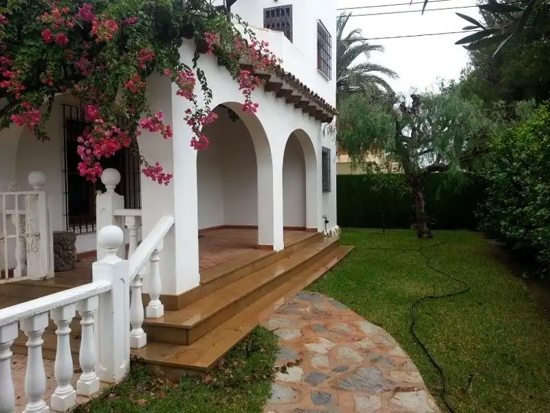 Casa con piscina in vendita a Orihuela Costa, imagen 2