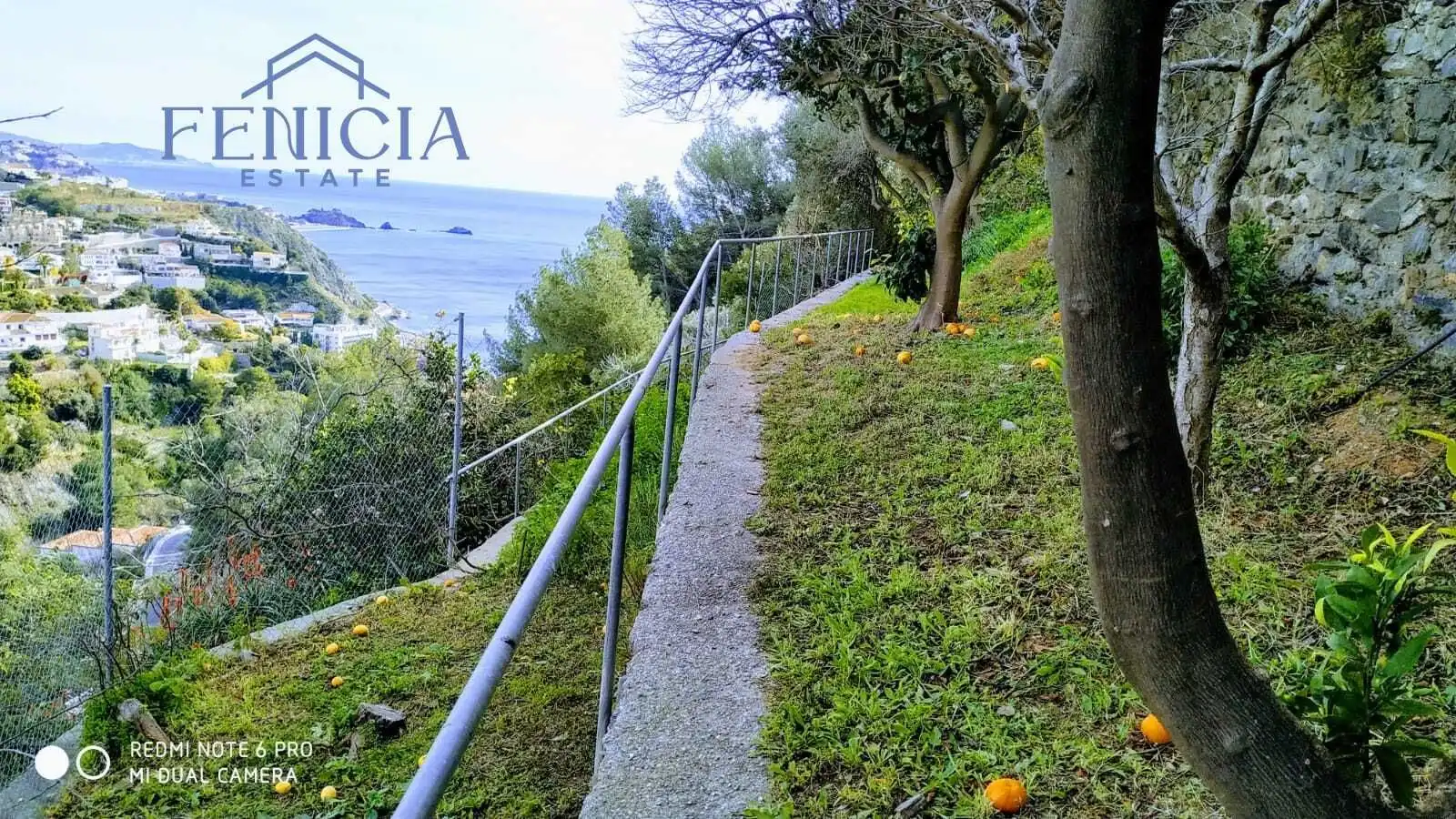 Casa o xalet en venda en Almuñécar amb Jardí privat, Terrassa i Traster
