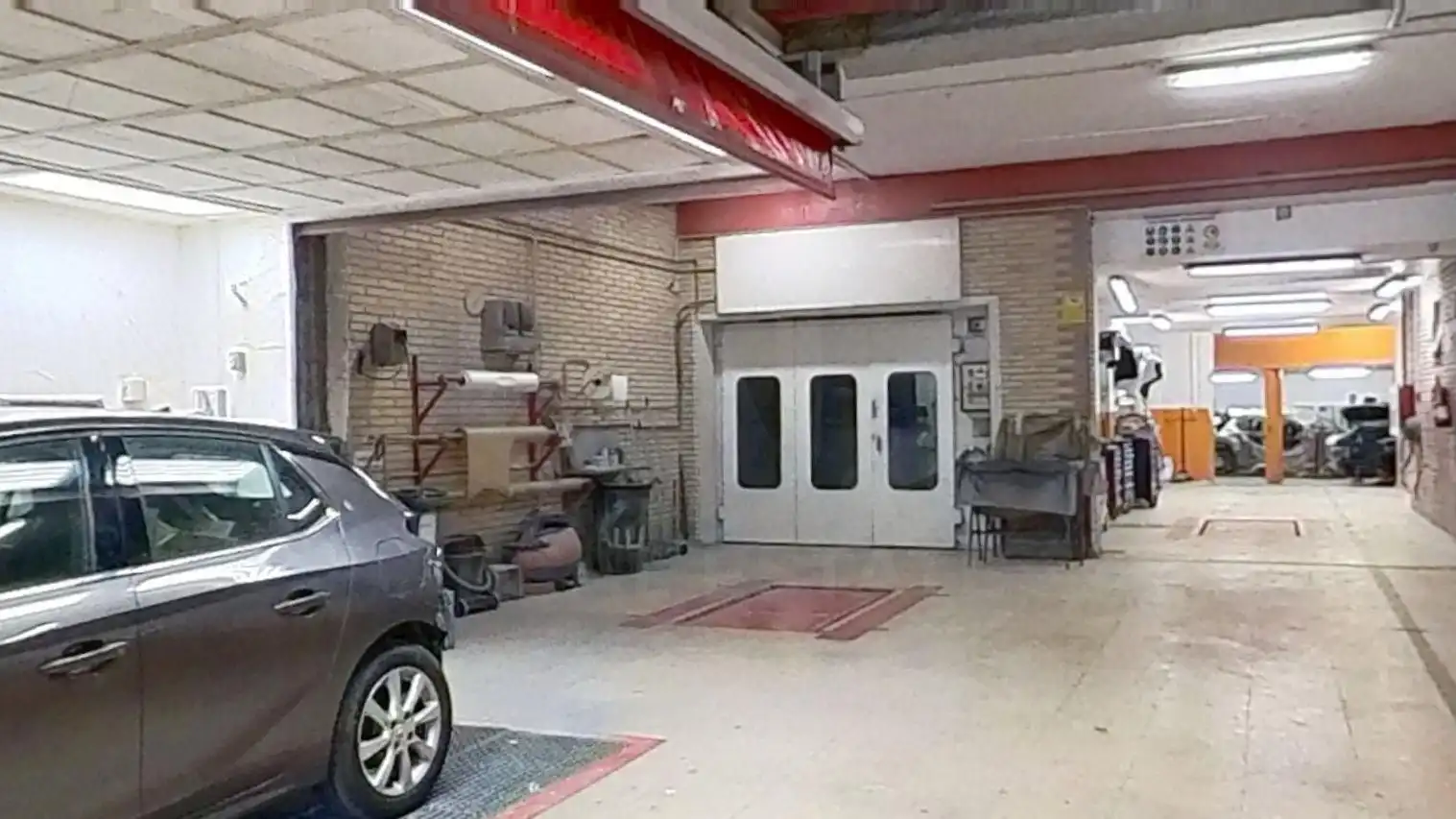 Local comercial en alquiler en Avenida Avinguda de Sant Jordi 18 18, imagen 5
