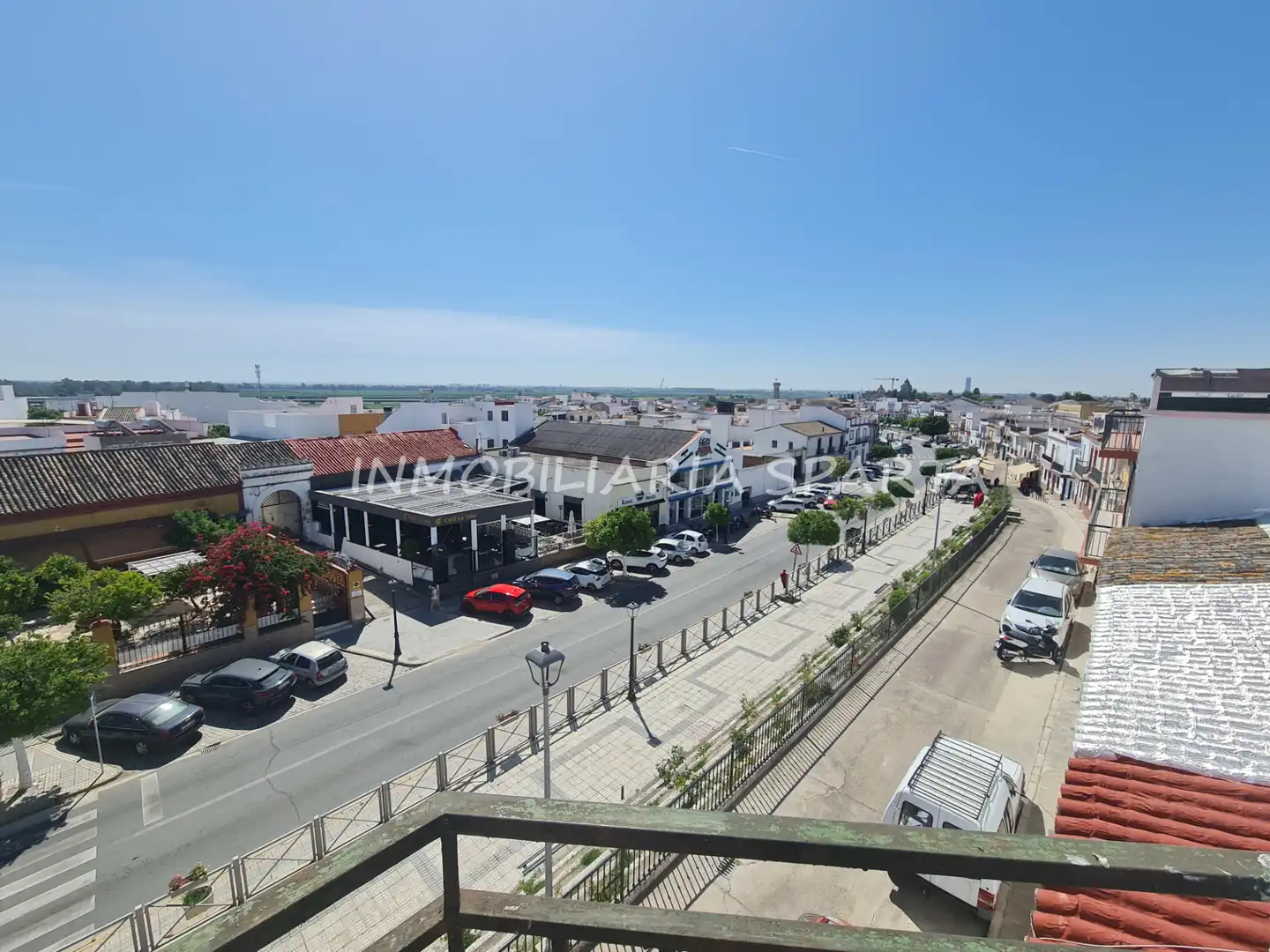 Vista exterior de Casa adosada en venta en Santiponce con Terraza, Trastero y Balcón