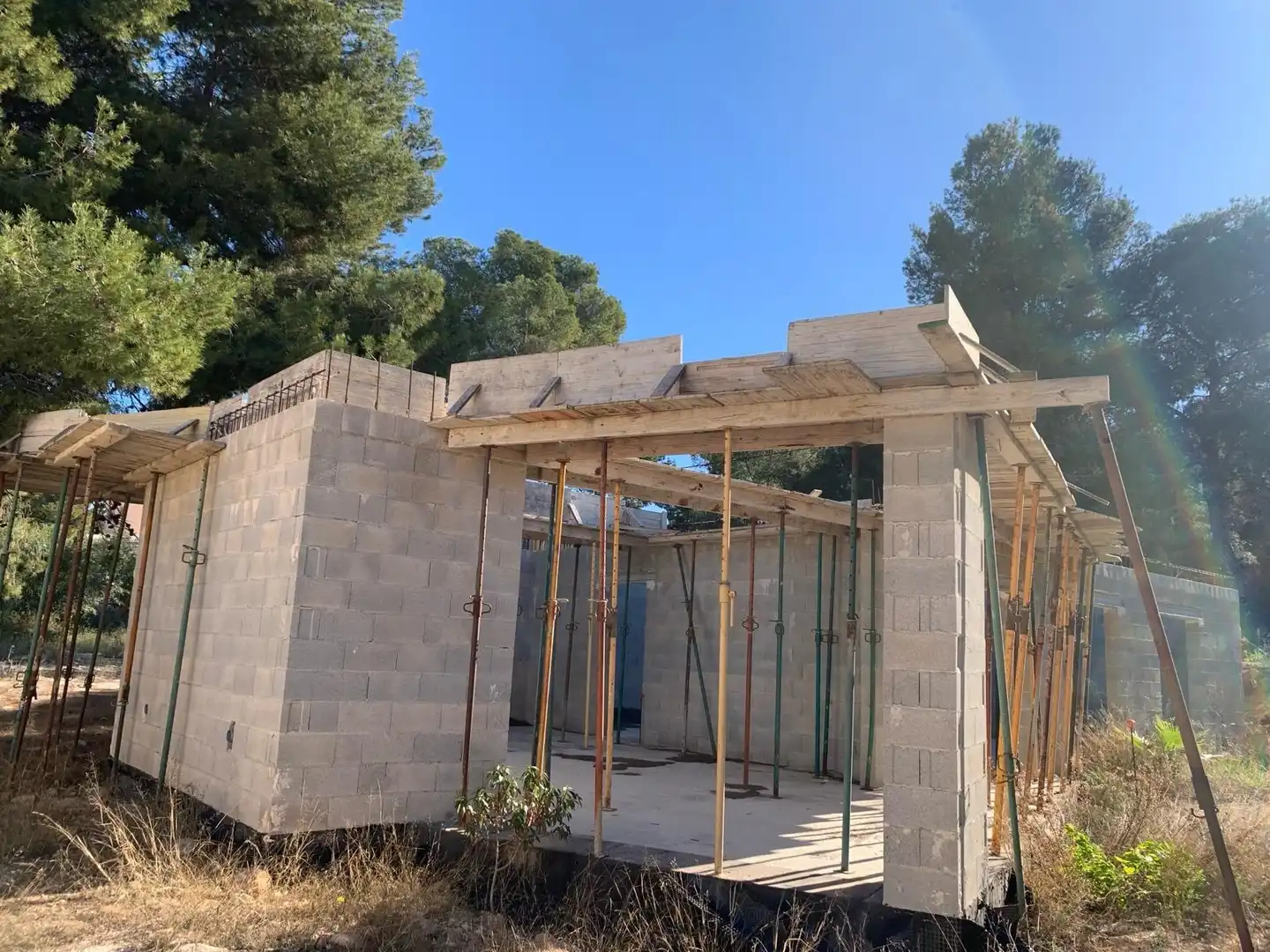 Casa con terraza en venta en Urbanizacion Los Pinos, imagen 3