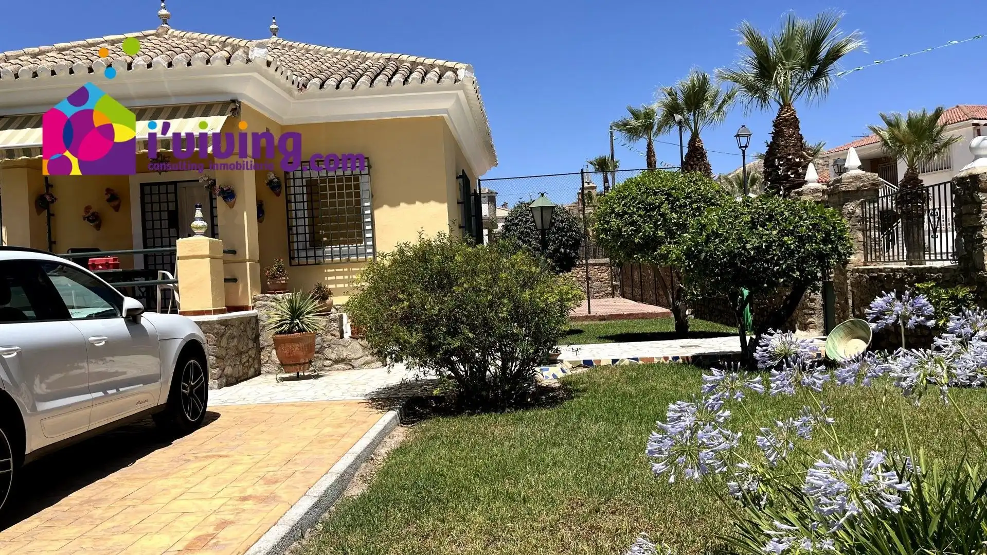 Garden of Houses for rent in Cantoria