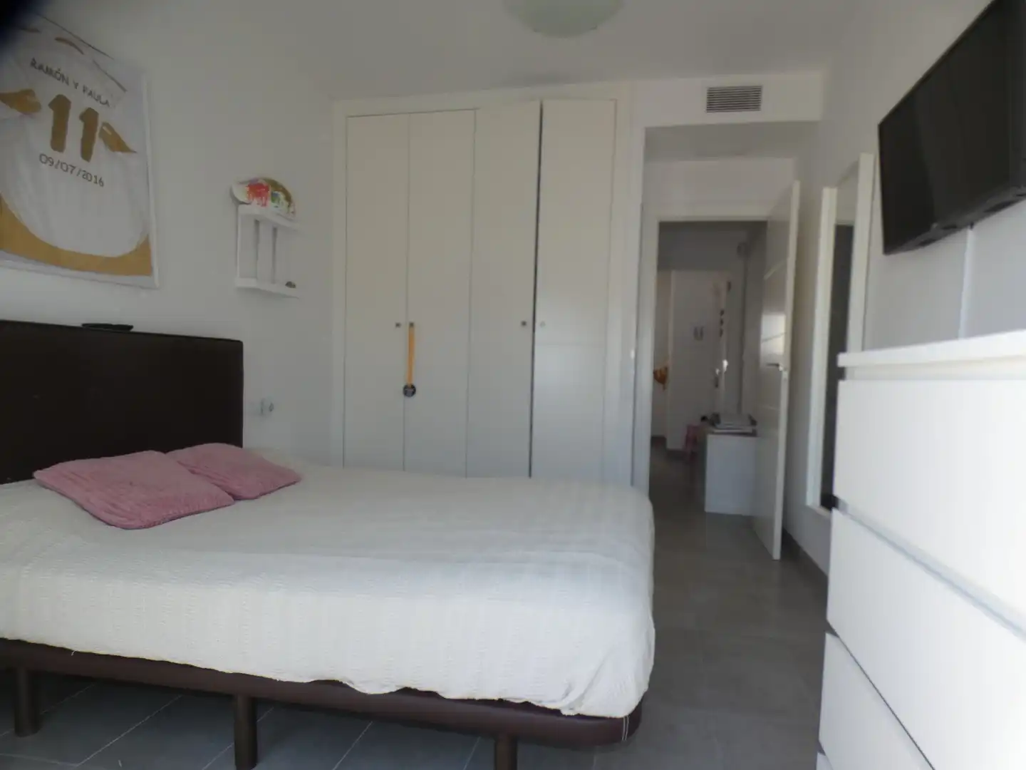 Habitación de Casa adosada en venta en San Pedro del Pinatar con Aire acondicionado, Calefacción y Jardín privado
