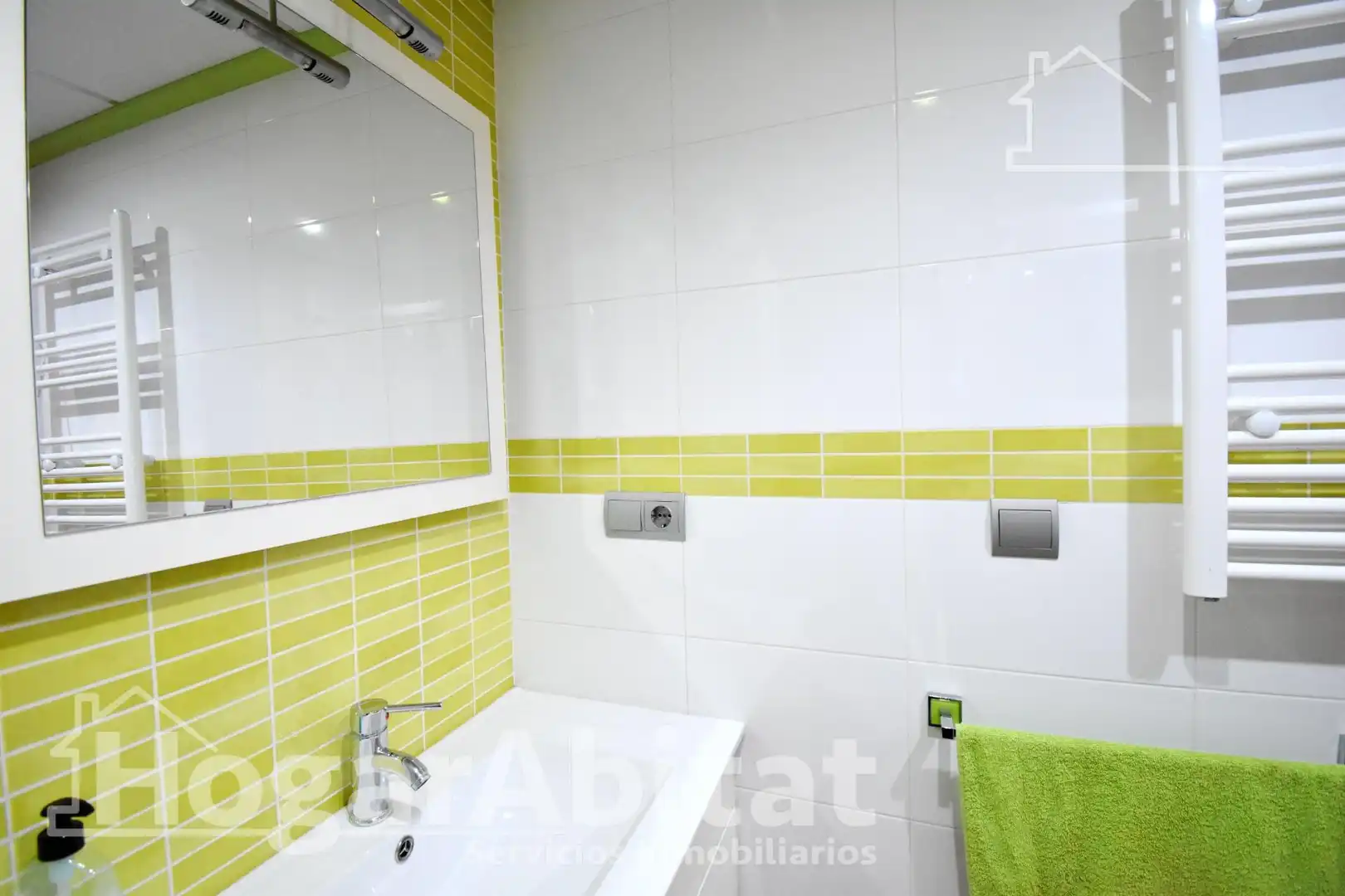 Baño de Ático en venta en Vilallonga / Villalonga con Aire acondicionado y Terraza