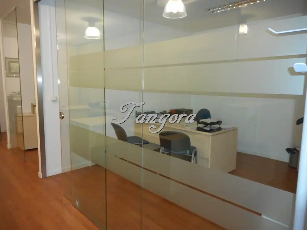 Local de alquiler en Getxo  con Aire acondicionado, Parquet y Alarma