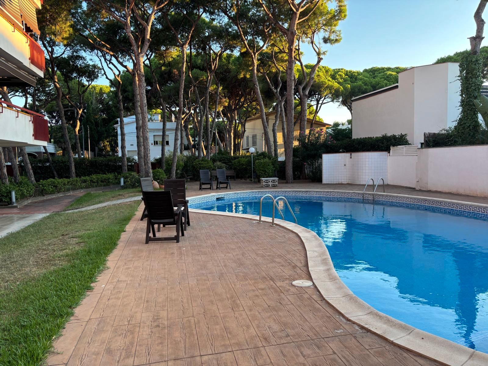 Piscina de Apartamento de alquiler en Castelldefels con Calefacción, Terraza y Trastero