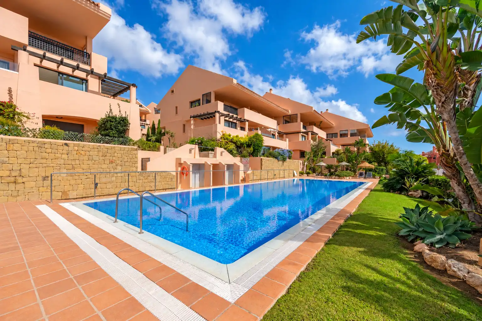 Ground floor with pool for sale in Calahonda, imagen 23