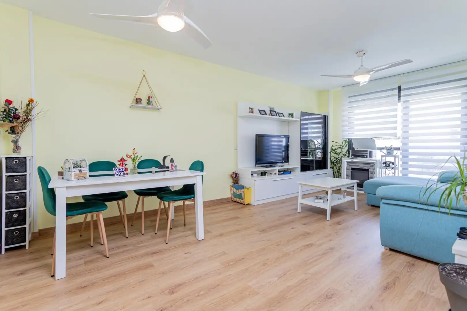 Sala de estar de Piso en venta en Madrid con Aire acondicionado, Calefacción y Jardín privado