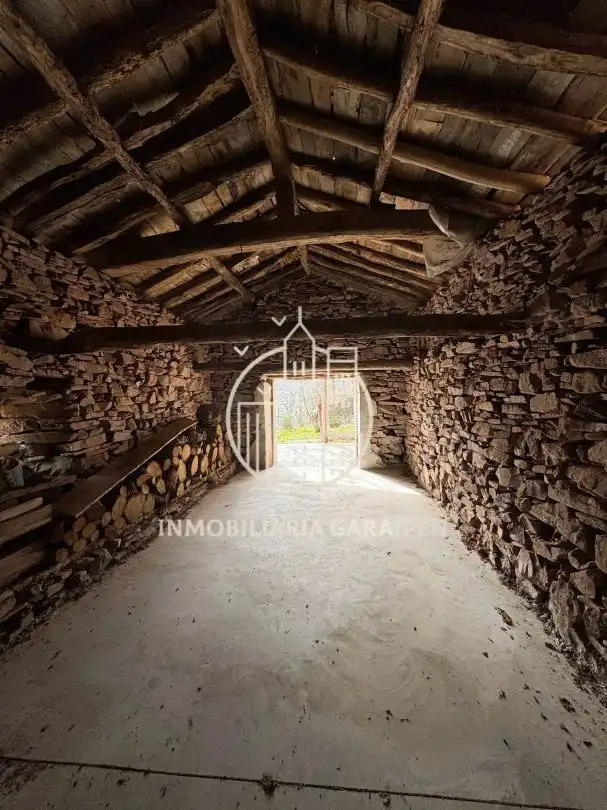 Edifici en venda en Elduain