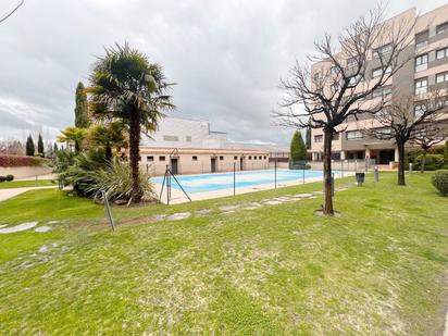 Swimming pool of Flat to rent in Alcalá de Henares  with Air Conditioner, Heating and Storage room