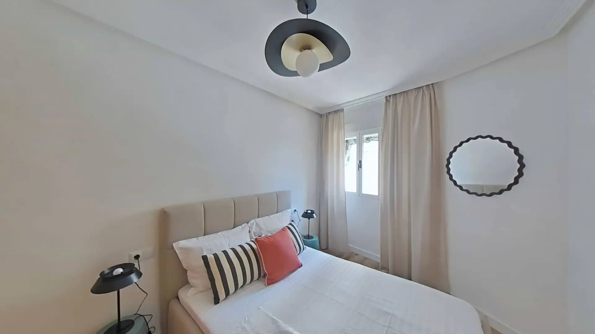 Dormitori de Apartament en venda en Torrevieja amb Aire condicionat, Calefacció i Terrassa