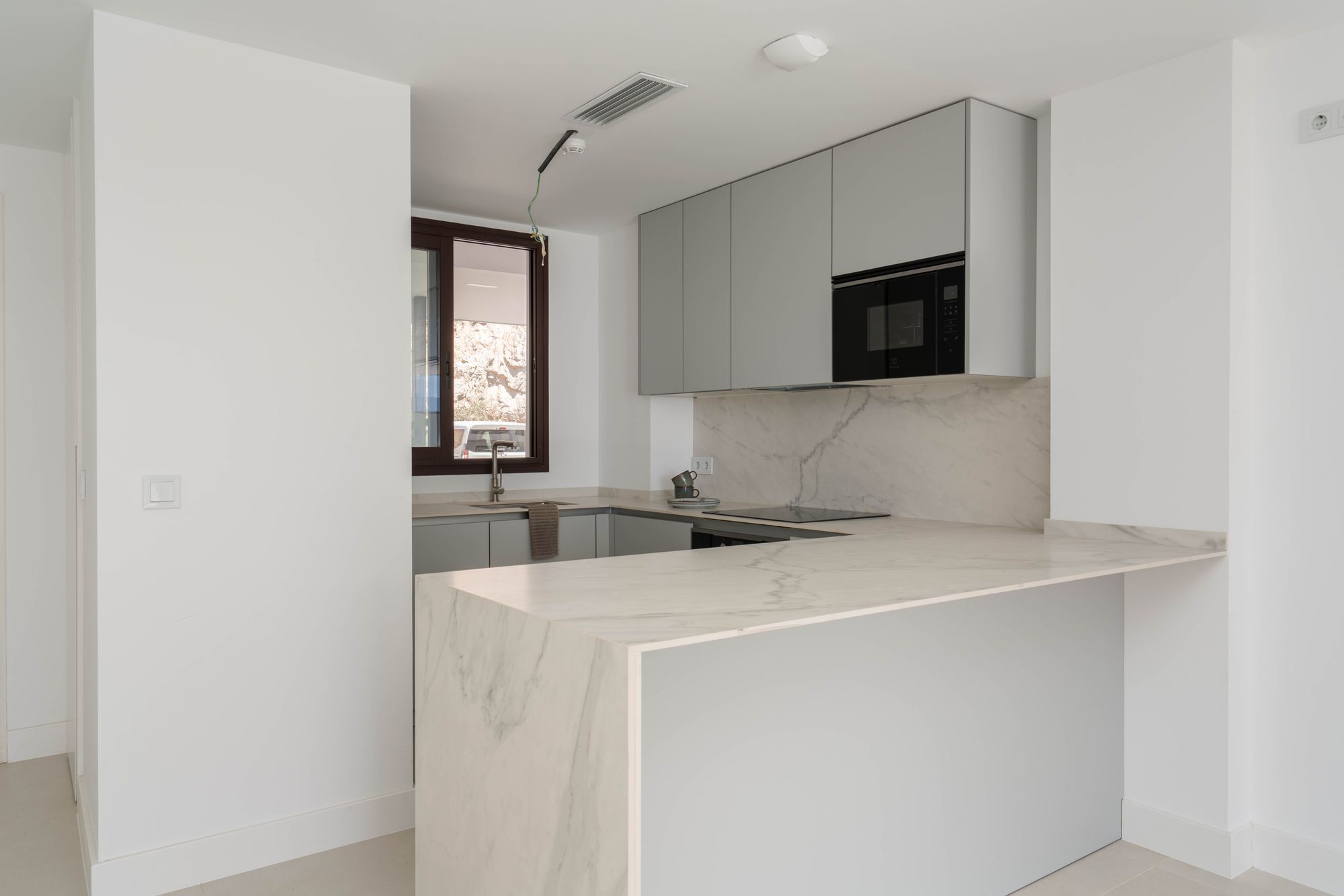Cuina de Apartament en venda en Fuengirola amb Terrassa