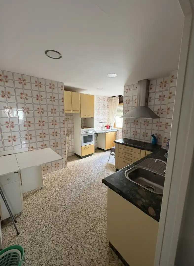 Piso en venta en Calle Calle Benito Cellier, Hornos Púnicos