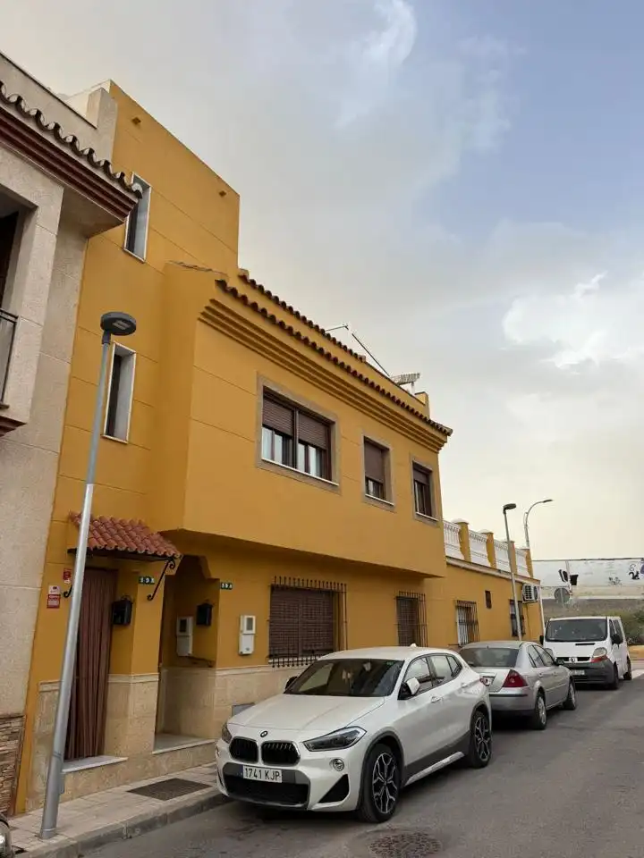 Vista exterior de Casa o chalet en venta en Málaga con Aire acondicionado y Terraza