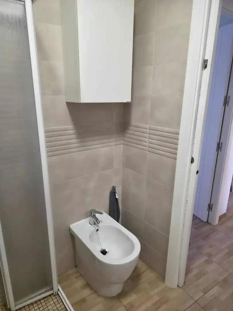 Baño de Piso en venta en Vélez-Málaga con Aire acondicionado y Piscina comunitaria