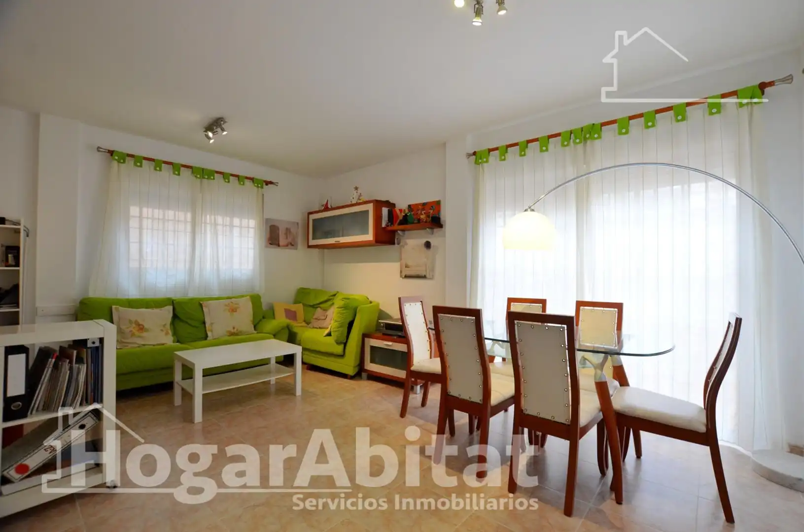 Sala de estar de Casa adosada en venta en Cullera con Jardín privado, Terraza y Trastero