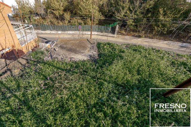 Terreno residencial en Venta en Calle Ajalvir en Cobeña