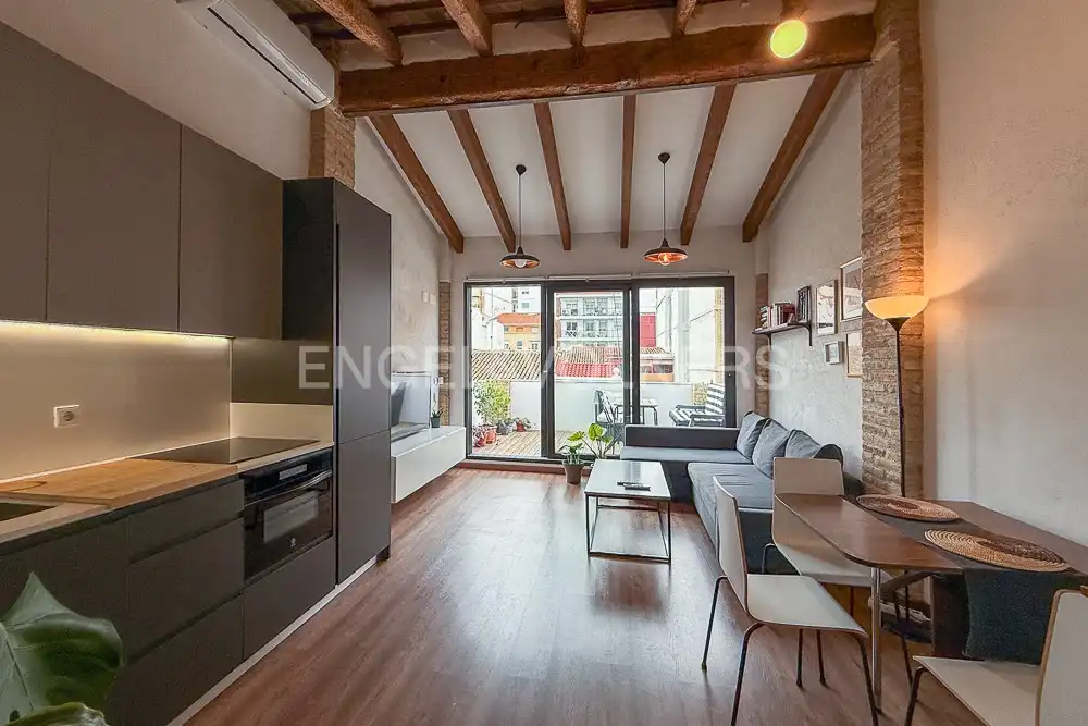 Wohnzimmer von Wohnung zur Miete in Valencia mit Klimaanlage, Heizung und Terrasse