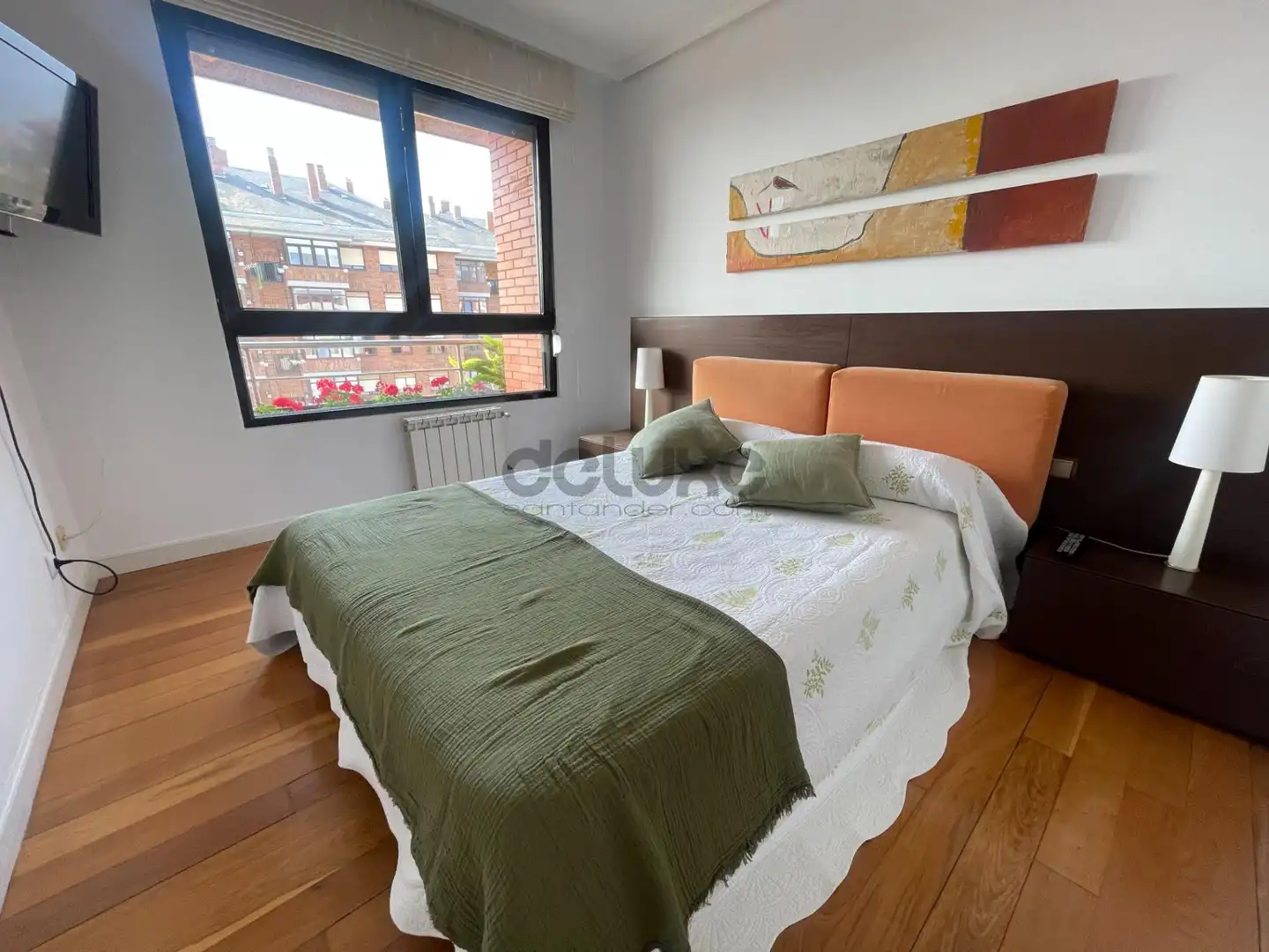 Bedroom of Flat for rent in Santander  with Heating and Furnished