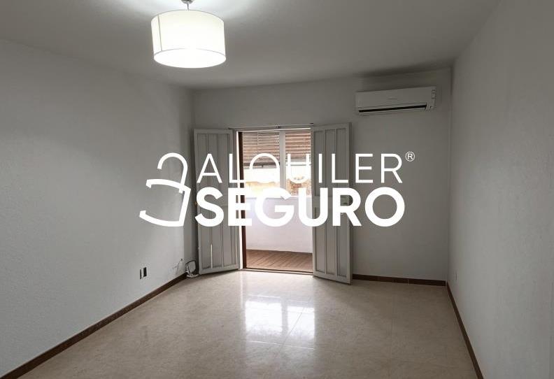 Photo 1 of Flat to rent in Gómez de la Lama, Camas, Sevilla